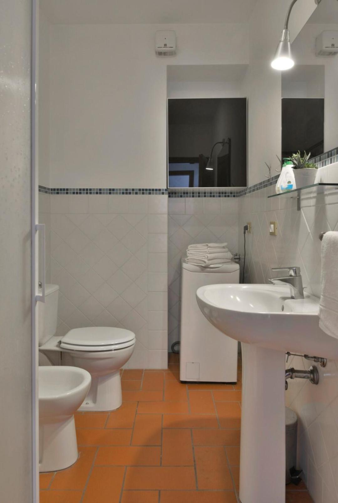 Apartament Charme Con Parcheggio Lukka Zewnętrze zdjęcie