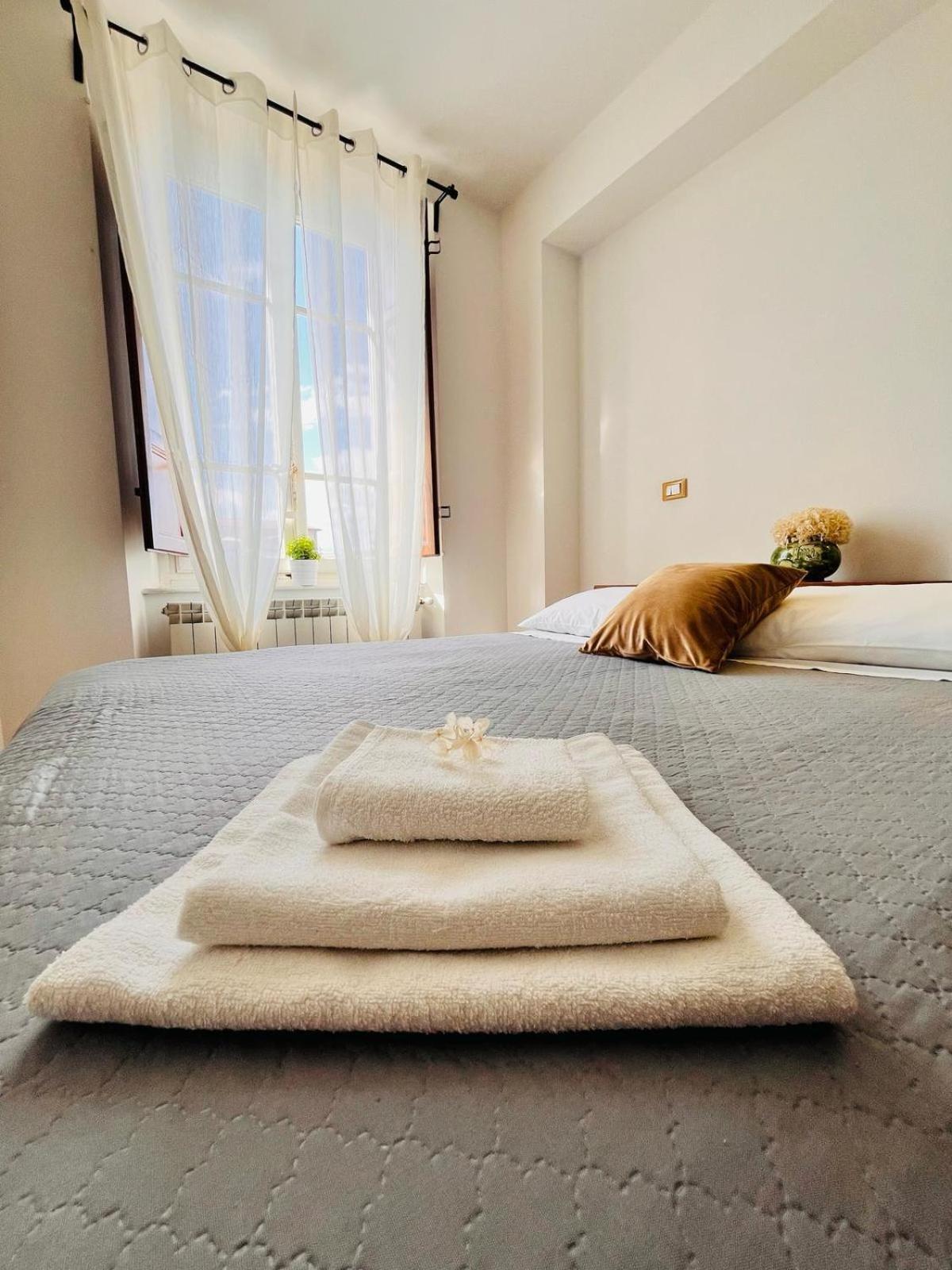 Apartament Charme Con Parcheggio Lukka Zewnętrze zdjęcie