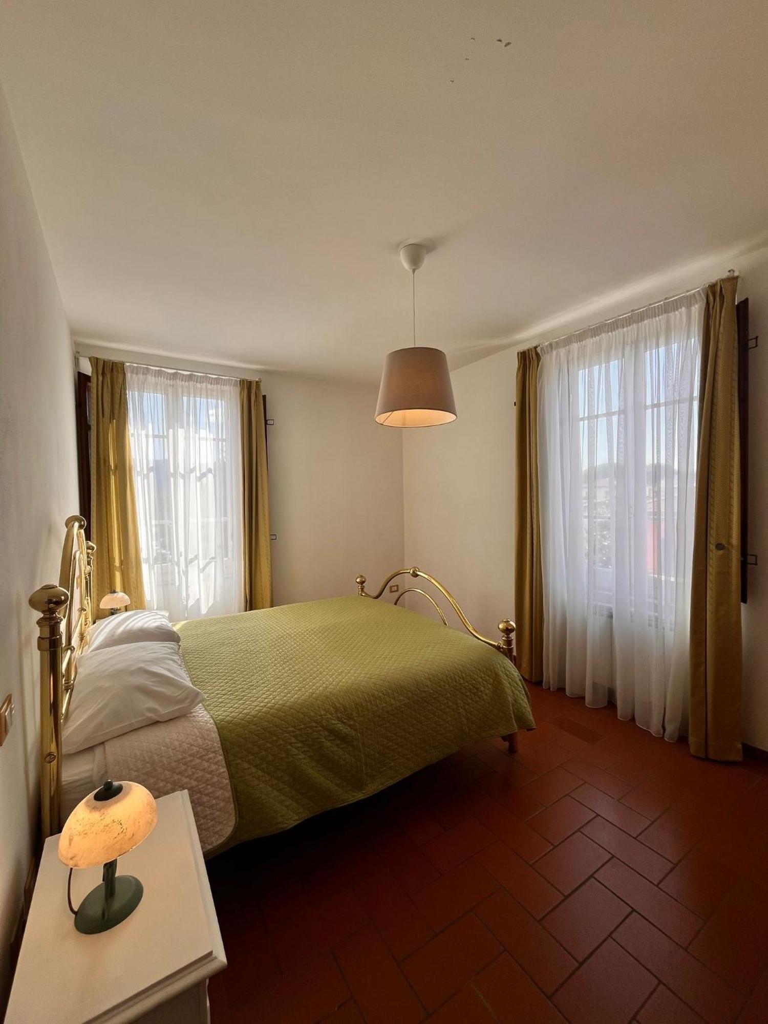 Apartament Charme Con Parcheggio Lukka Zewnętrze zdjęcie